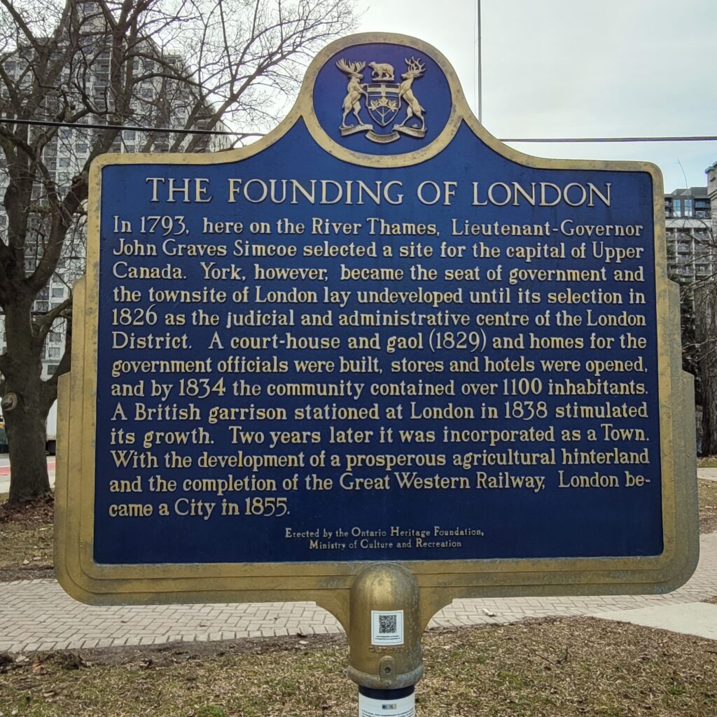 Sign on front lawn of courthouse describing the founding of London on this spot.