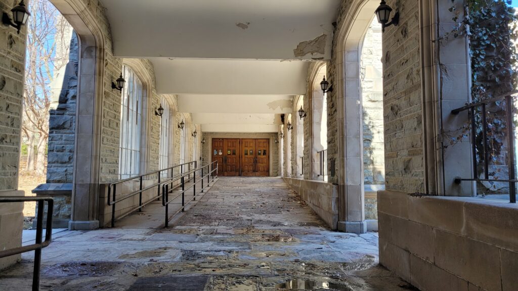 Interior view of the same cloister. Notice the similarity in how it looks and feels compared to the example in the UK, shown below.