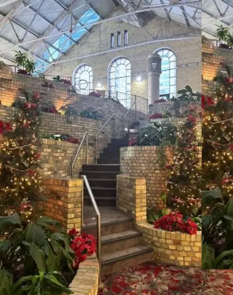 At the top of the tiered stairs is the Cantata Lounge.