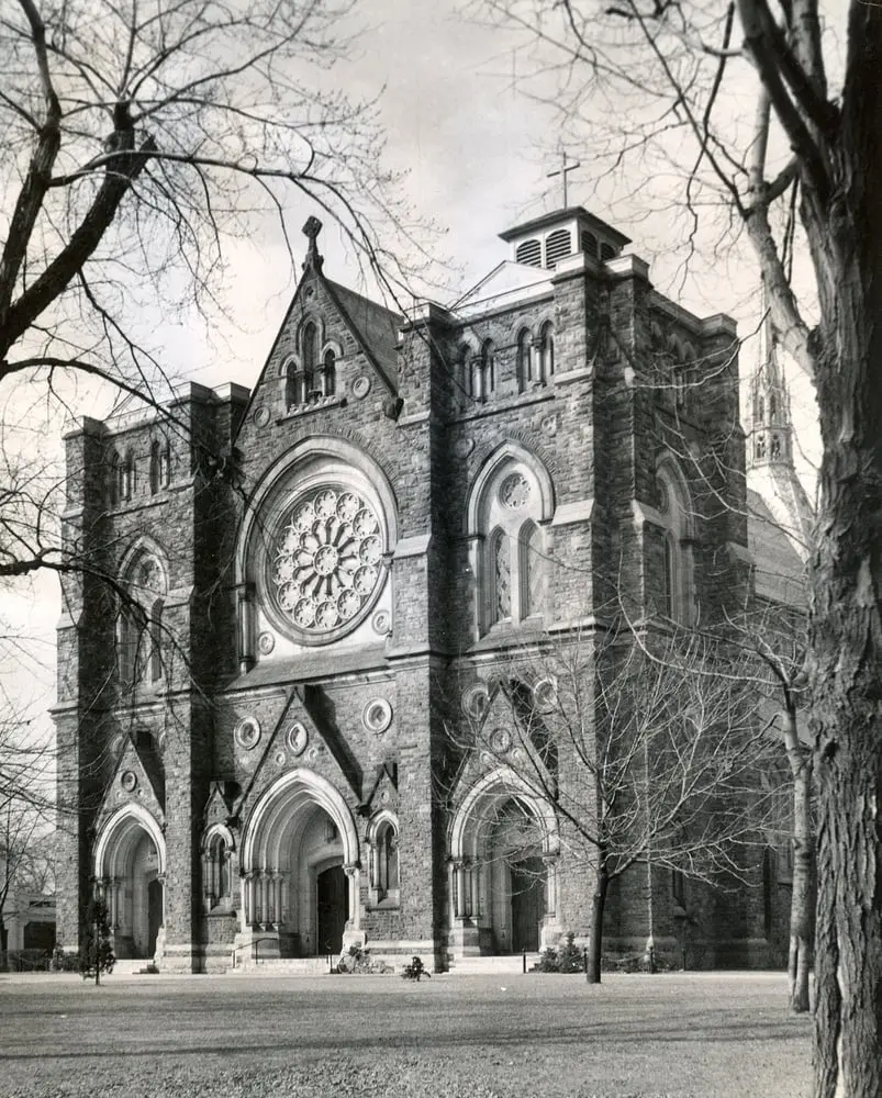 The Cathedral Basilica without towers, 1956.